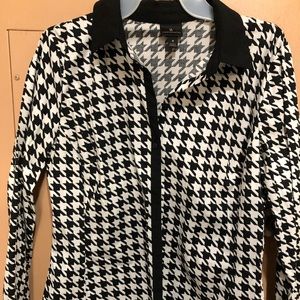 Black and white Button up blouse
